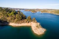 Ler notícia: Autarquia acorda solução para acesso da população à praia fluvial de Alverangel