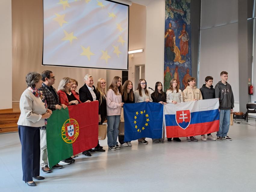 Erasmus + arrancou na ESSA com alunos da Eslováquia (c/áudio)