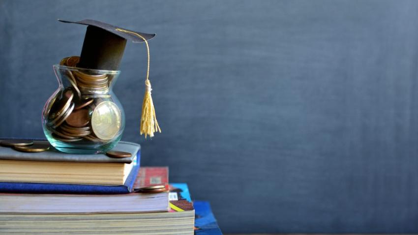 Candidaturas abertas para Bolsas de Estudo para o Ensino Superior
