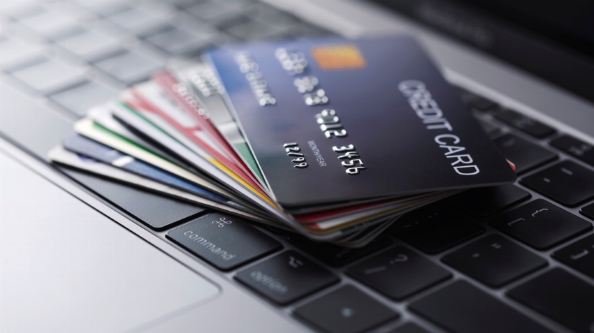 Estes são os 5 pontos a analisar para escolher um cartão de crédito em Portugal