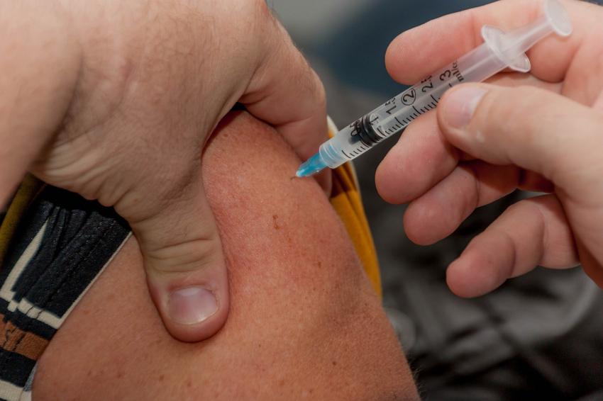 Vacinação contra a gripe passa a ser gratuita a partir dos 60 anos