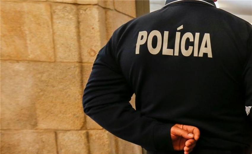 Prisão preventiva para mulher suspeita de “várias dezenas” de burlas informáticas