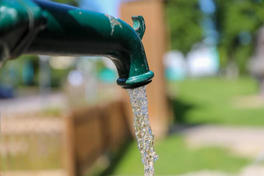 Governo recomenda aumento de tarifas da água em concelhos mais afetados